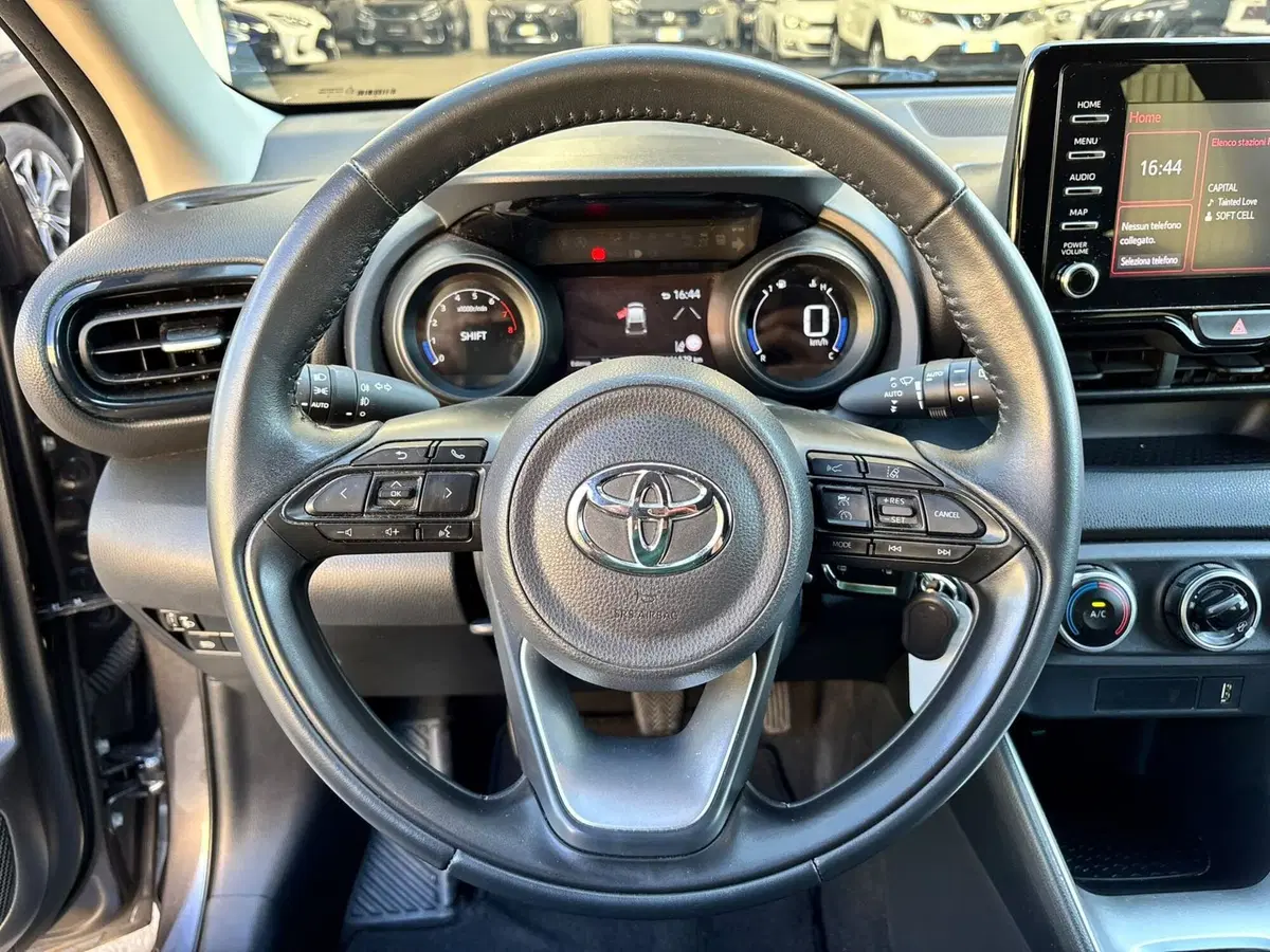Toyota Yaris usata a Modena (9)