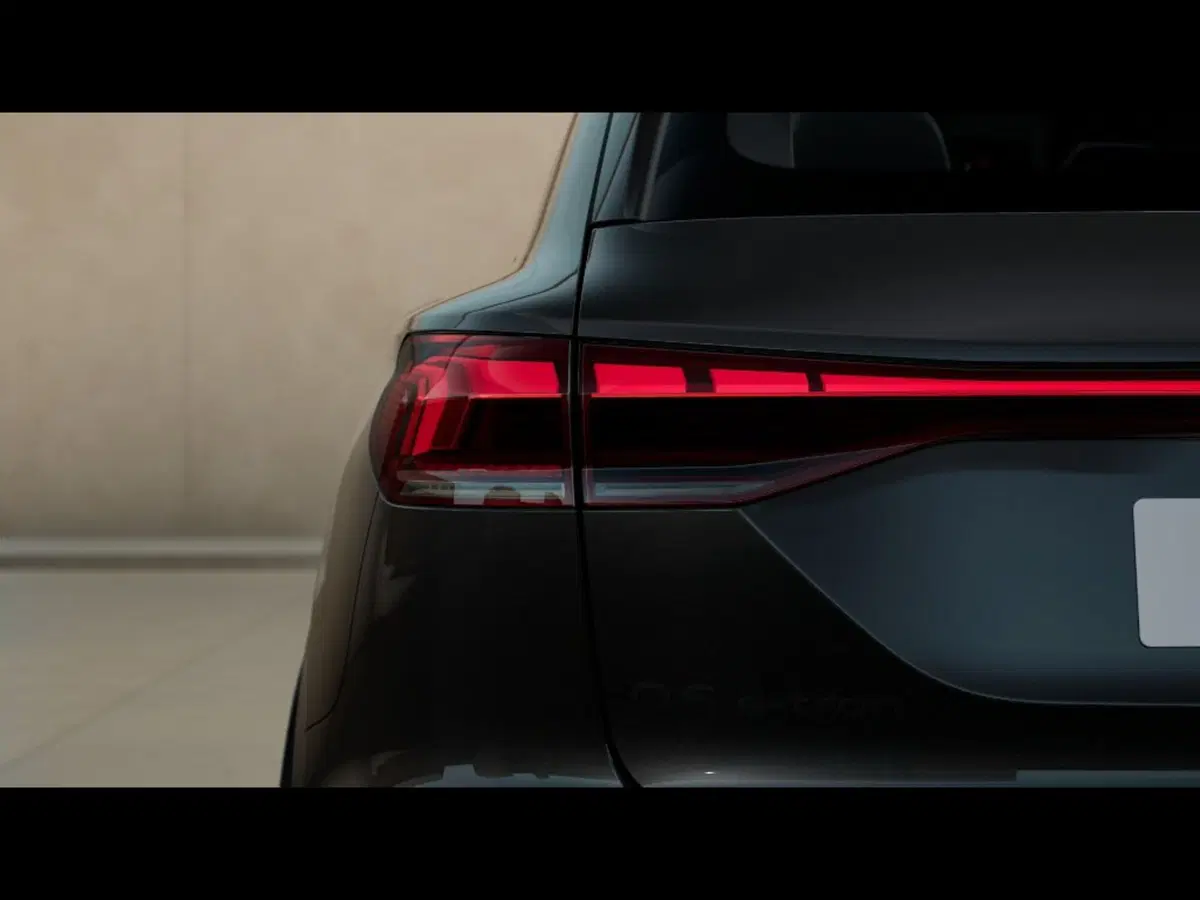 Audi Q6 Sportback nuova a Pisa (7)