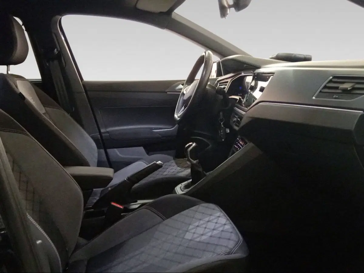 Volkswagen Polo usata a Livorno (13)