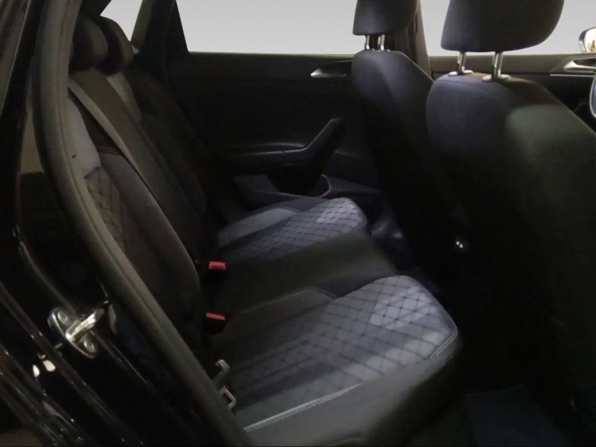 Volkswagen Polo usata a Livorno (15)