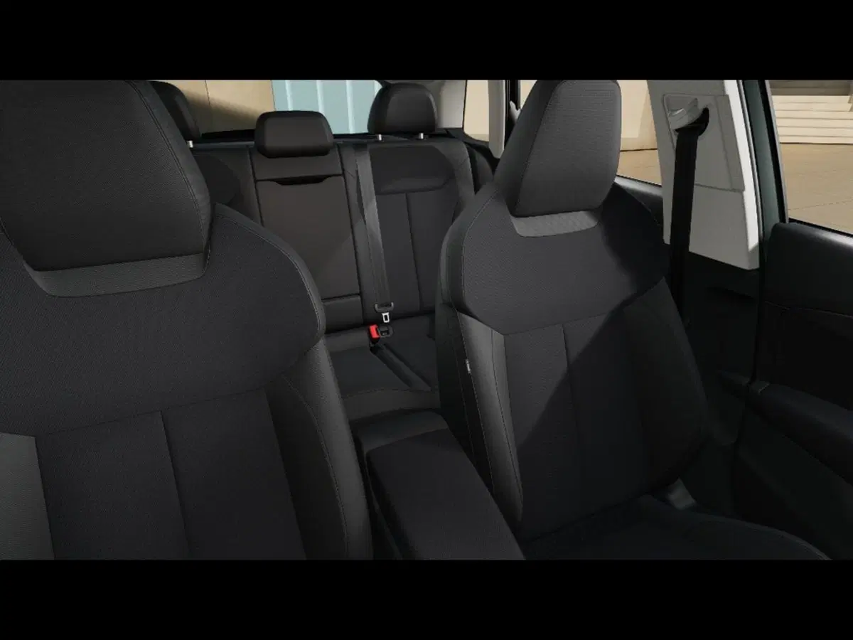 Audi Q3 Sportback nuova a Pisa (10)