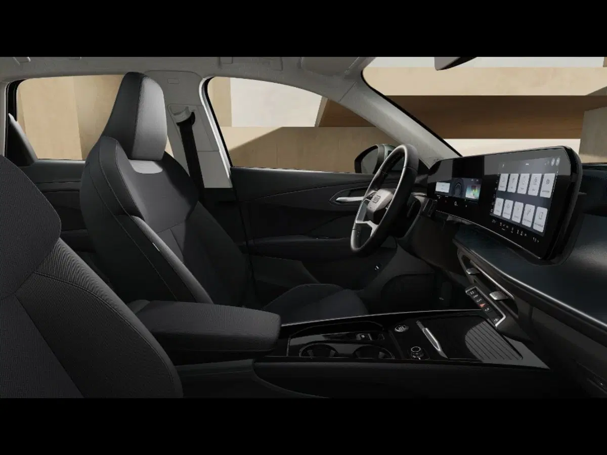 Audi Q3 Sportback nuova a Pisa (9)