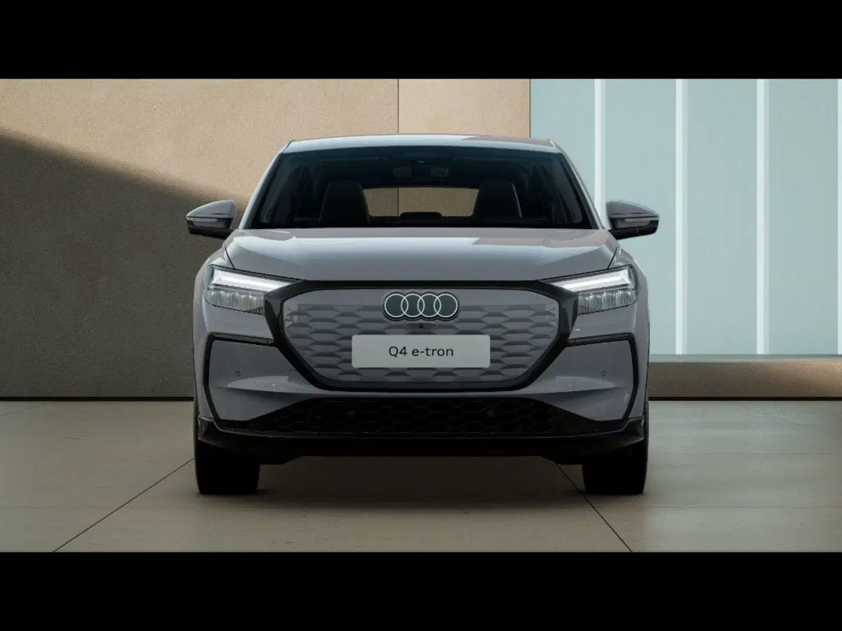 Audi Q4 Sportback nuova a Livorno (4)