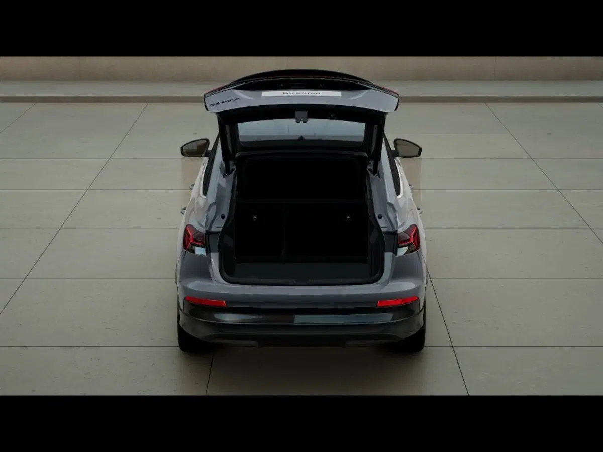 Audi Q4 Sportback nuova a Livorno (7)