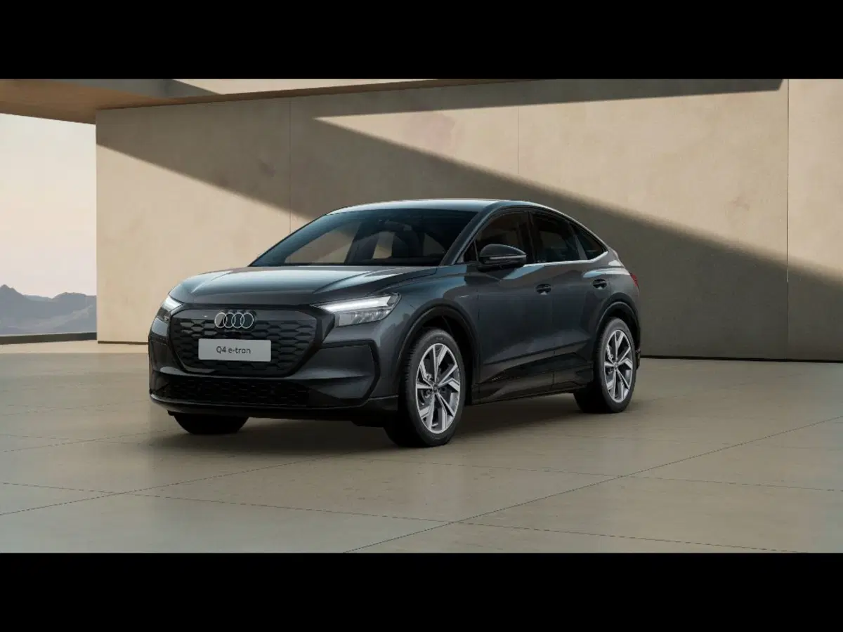 Audi Q4 Sportback nuova a Firenze