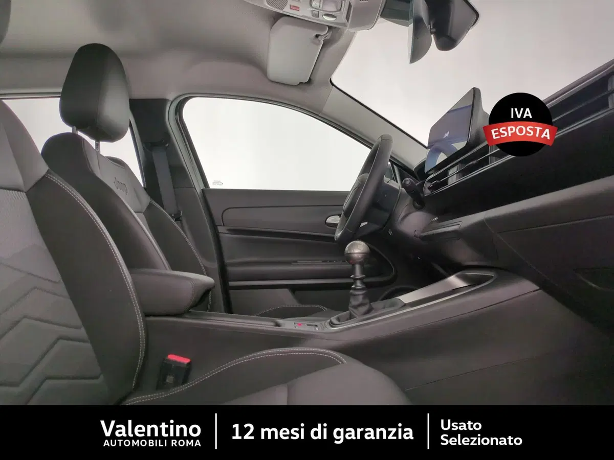 Jeep Avenger usata a Roma (12)
