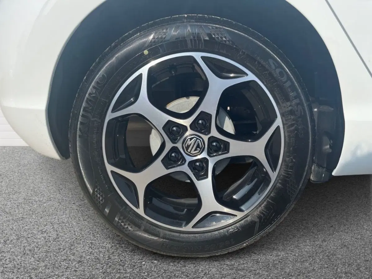 Mg MG3 nuova a Bari (5)