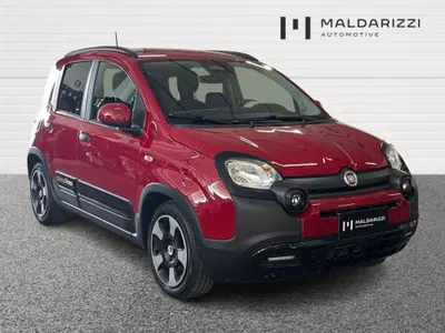 Fiat Pandina 1.0 firefly hybrid s&s 70cv del 2025 usata a Bari