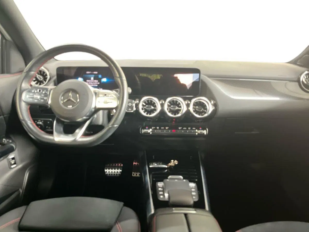 Mercedes-Benz GLA SUV usata a Foggia (8)