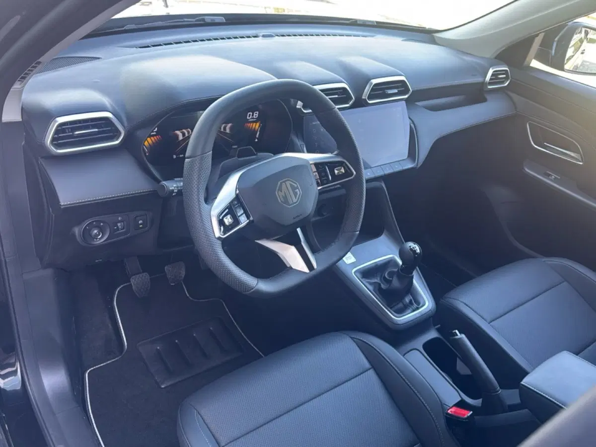Mg ZS nuova a Ferrara (12)