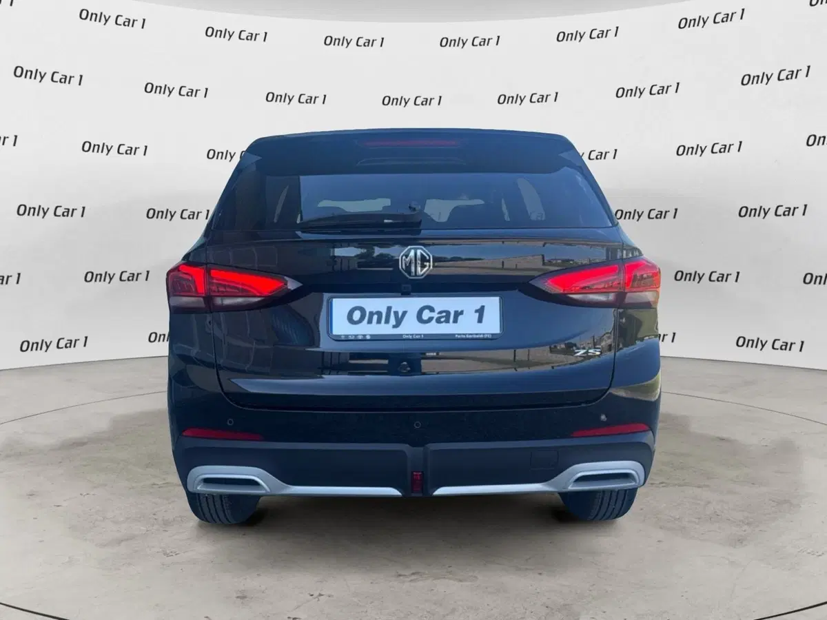 Mg ZS nuova a Ferrara (4)
