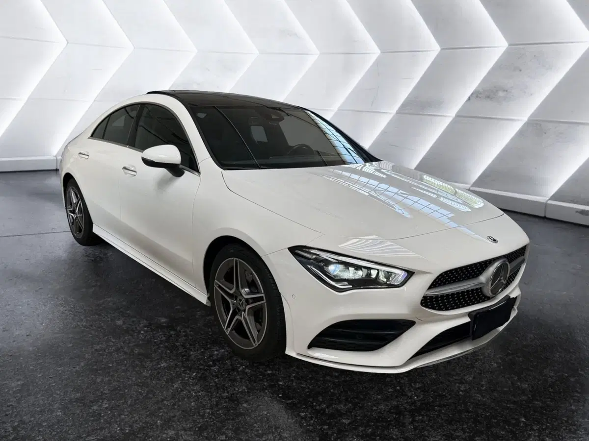 Mercedes-Benz CLA usata a Napoli (3)