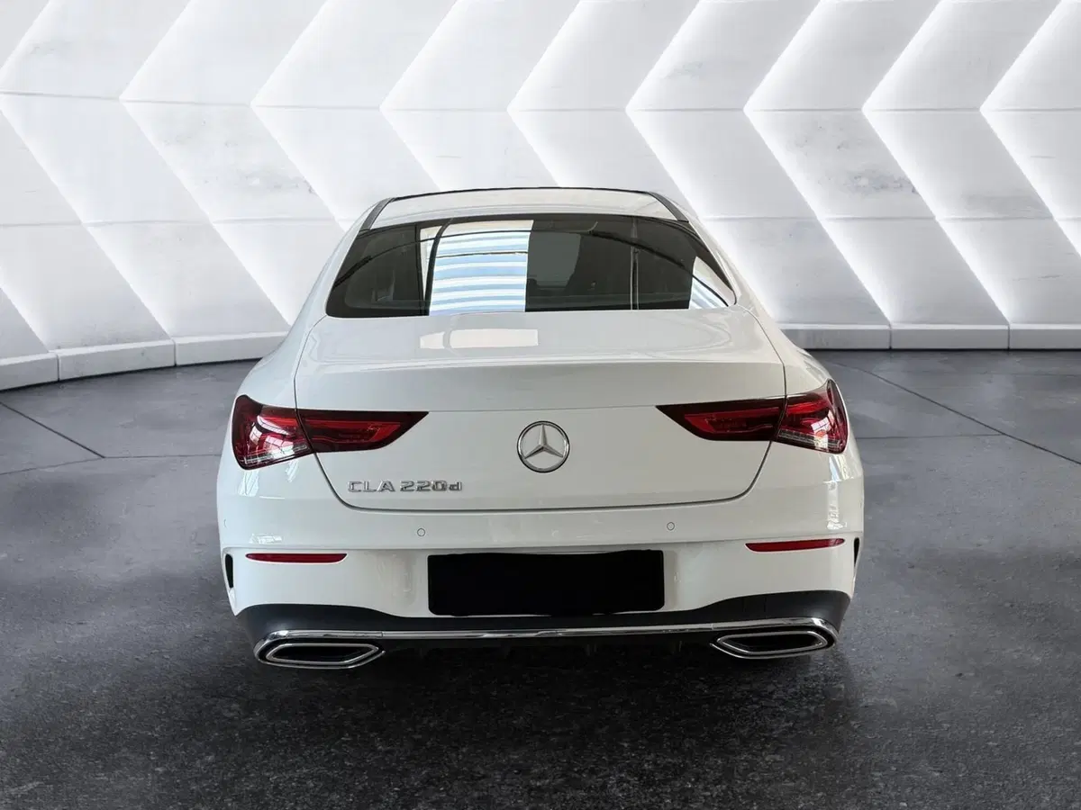 Mercedes-Benz CLA usata a Napoli (8)