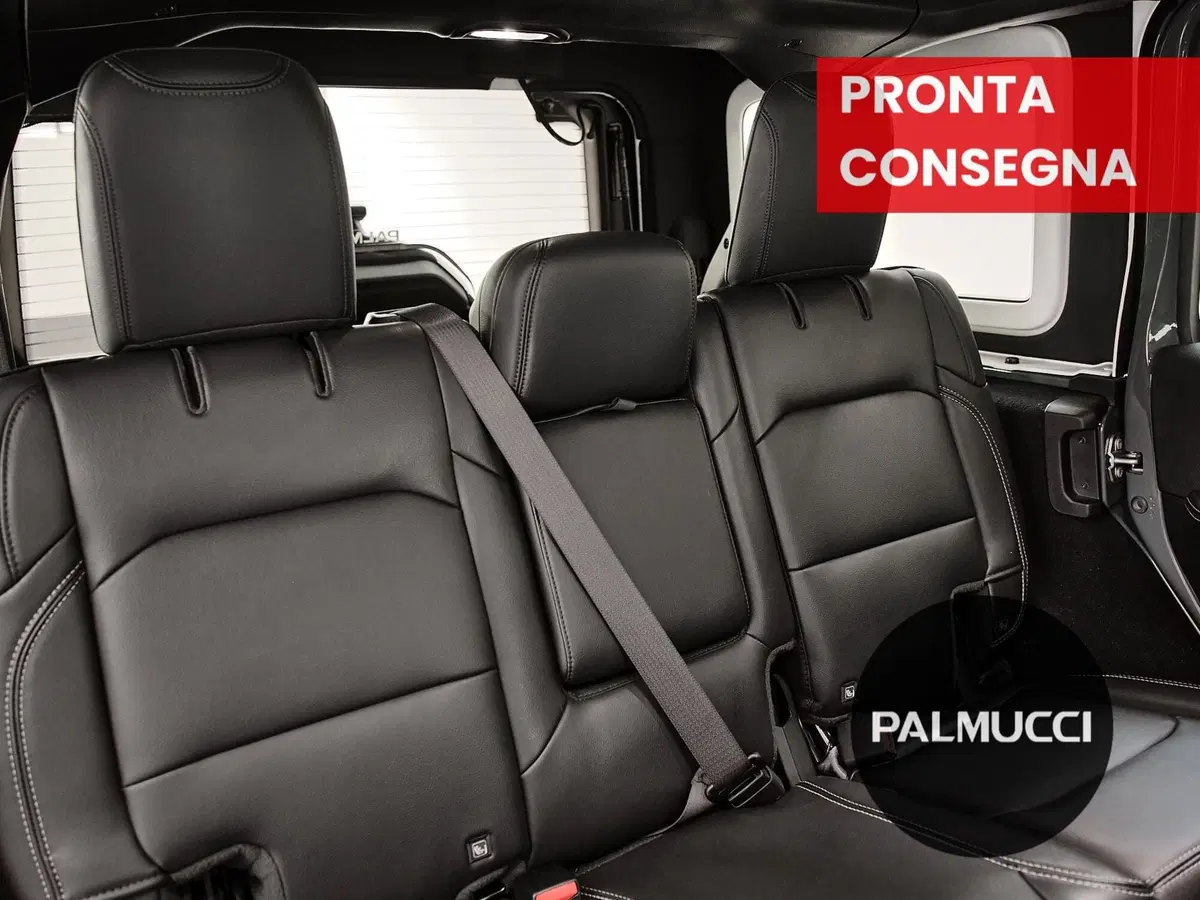 Jeep Wrangler Unlimited usata a Prato (18)