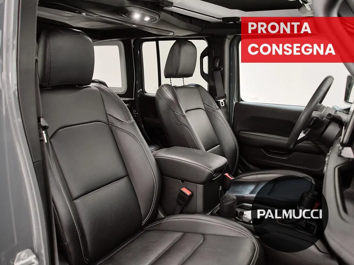Jeep Wrangler Unlimited usata a Prato (19)