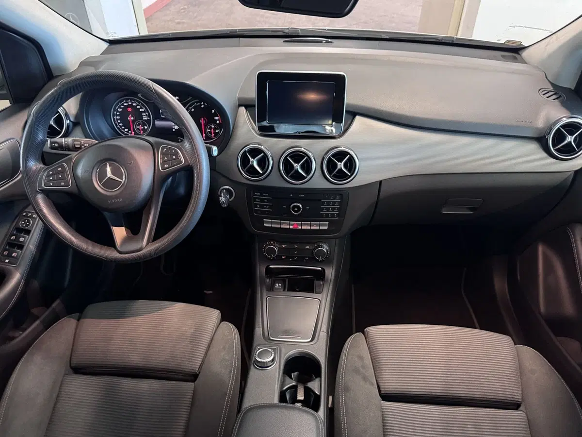 Mercedes-Benz Classe B usata a Messina (11)