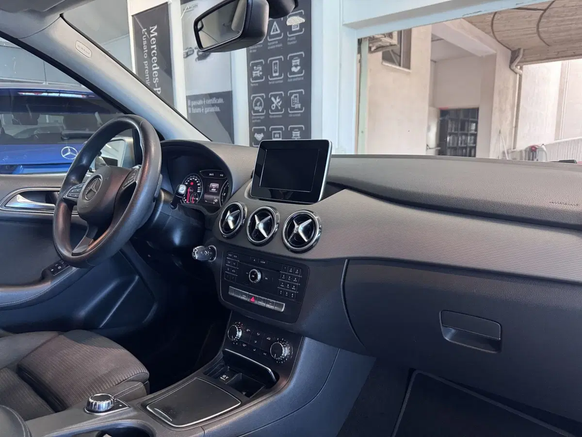 Mercedes-Benz Classe B usata a Messina (9)