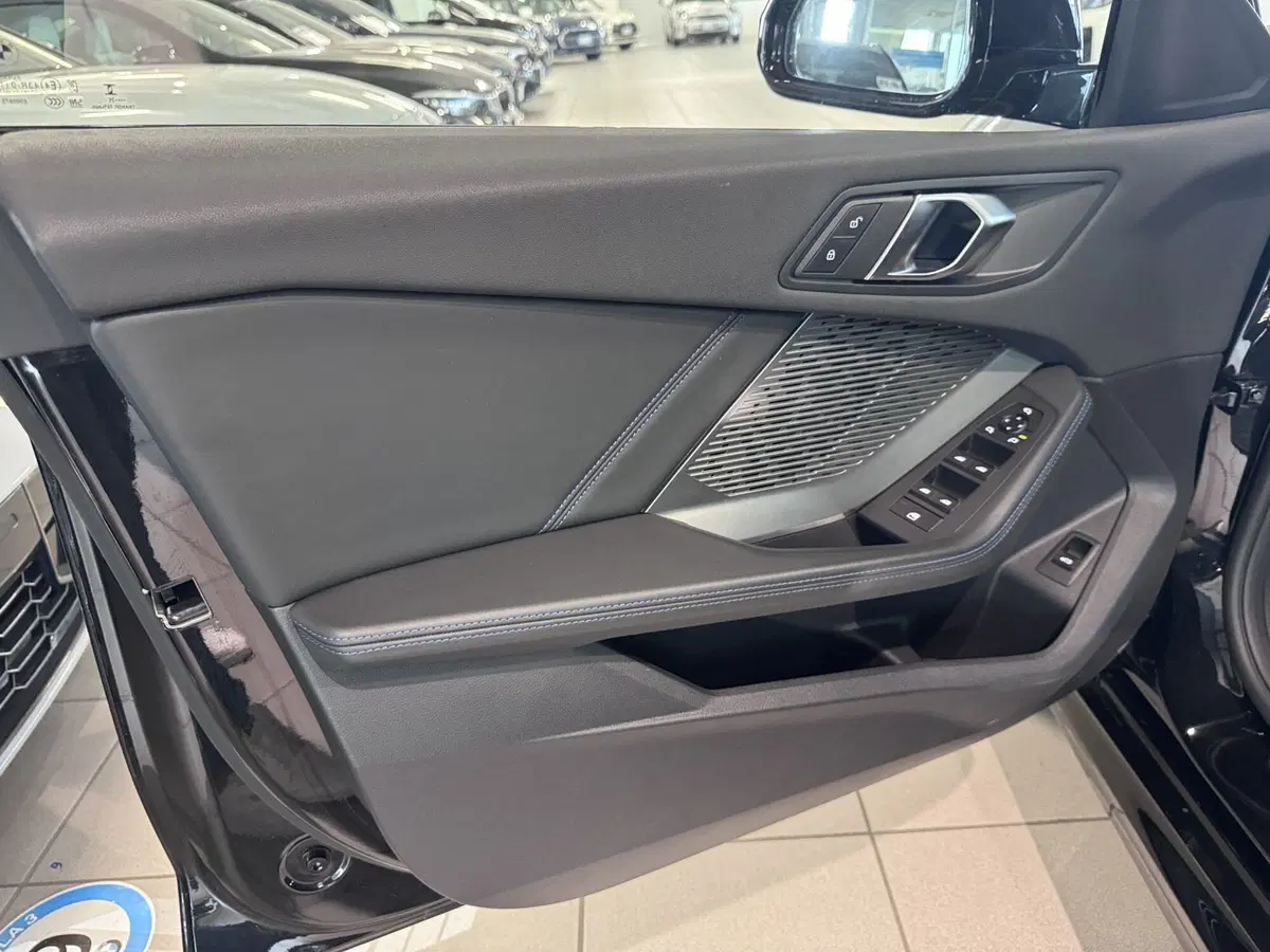 BMW Serie 1 5p. usata a Messina (7)