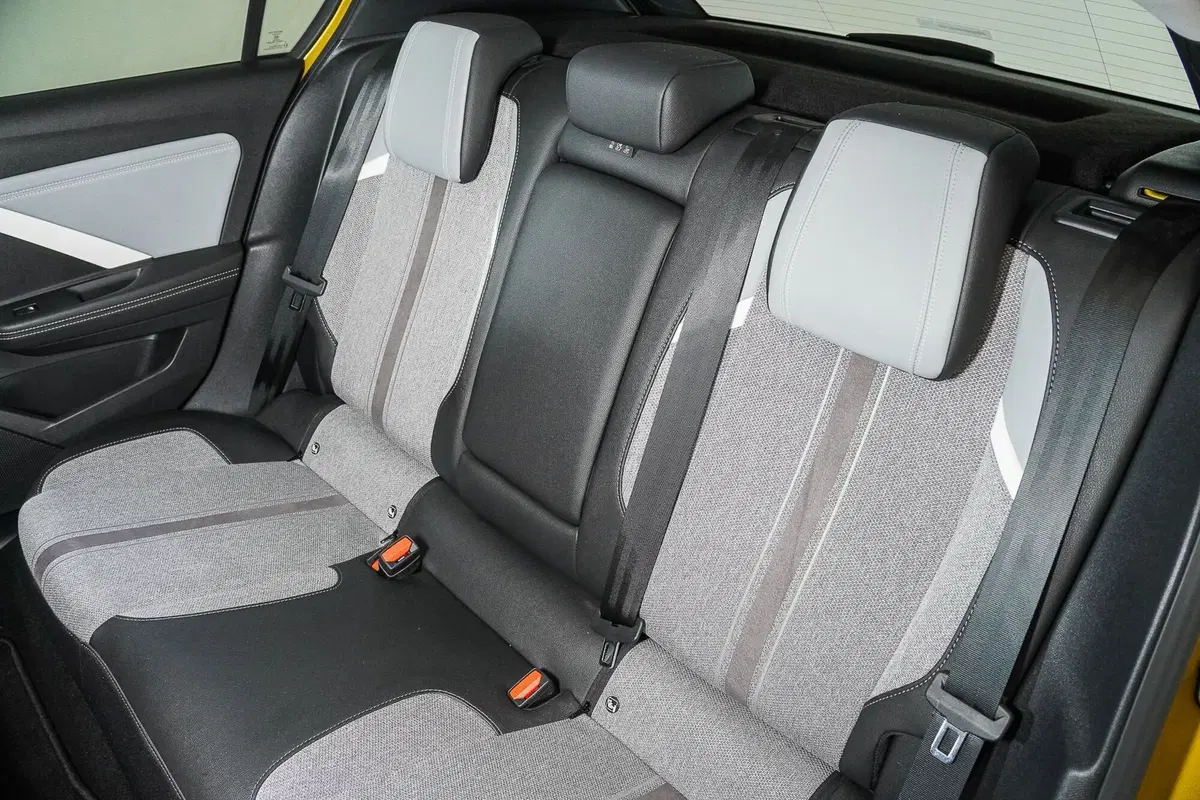Opel Astra usata a Perugia (10)