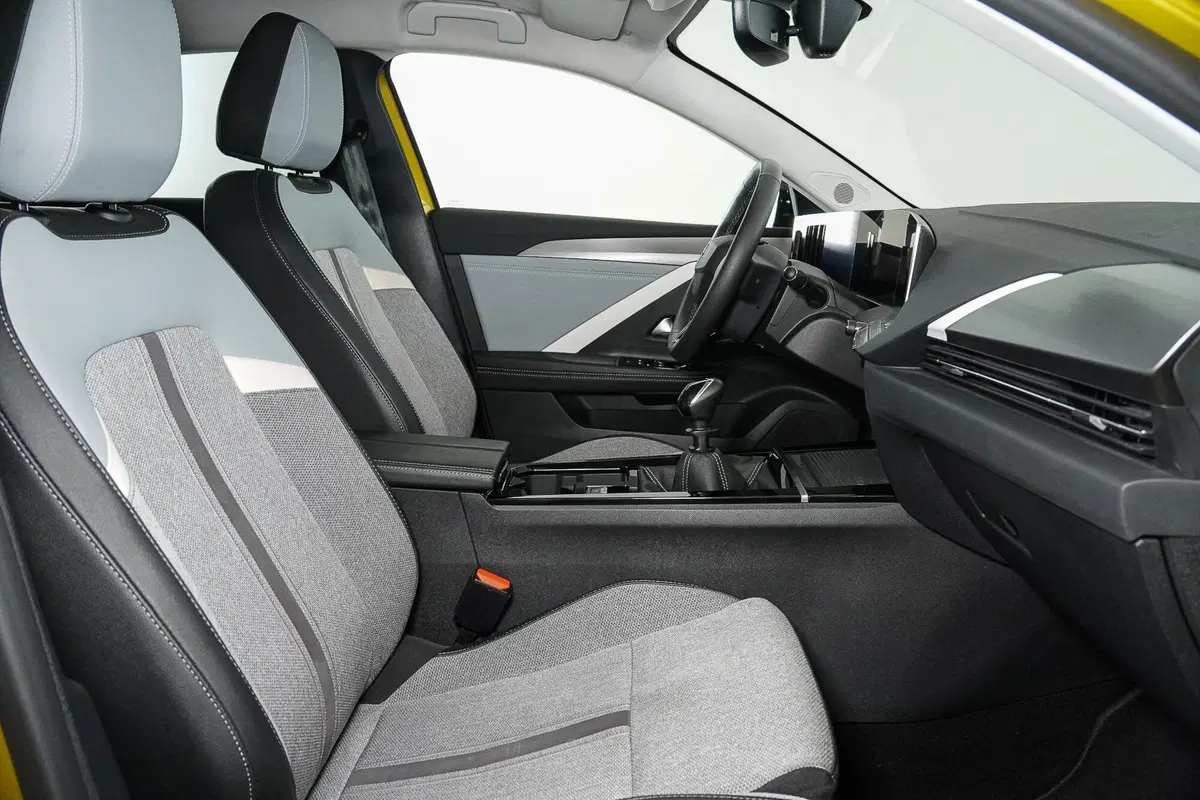Opel Astra usata a Perugia (11)