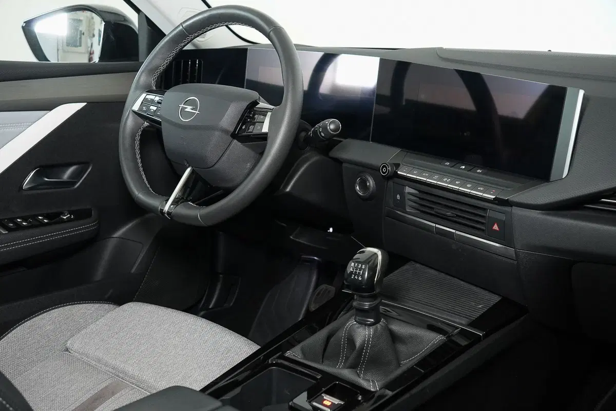 Opel Astra usata a Perugia (13)