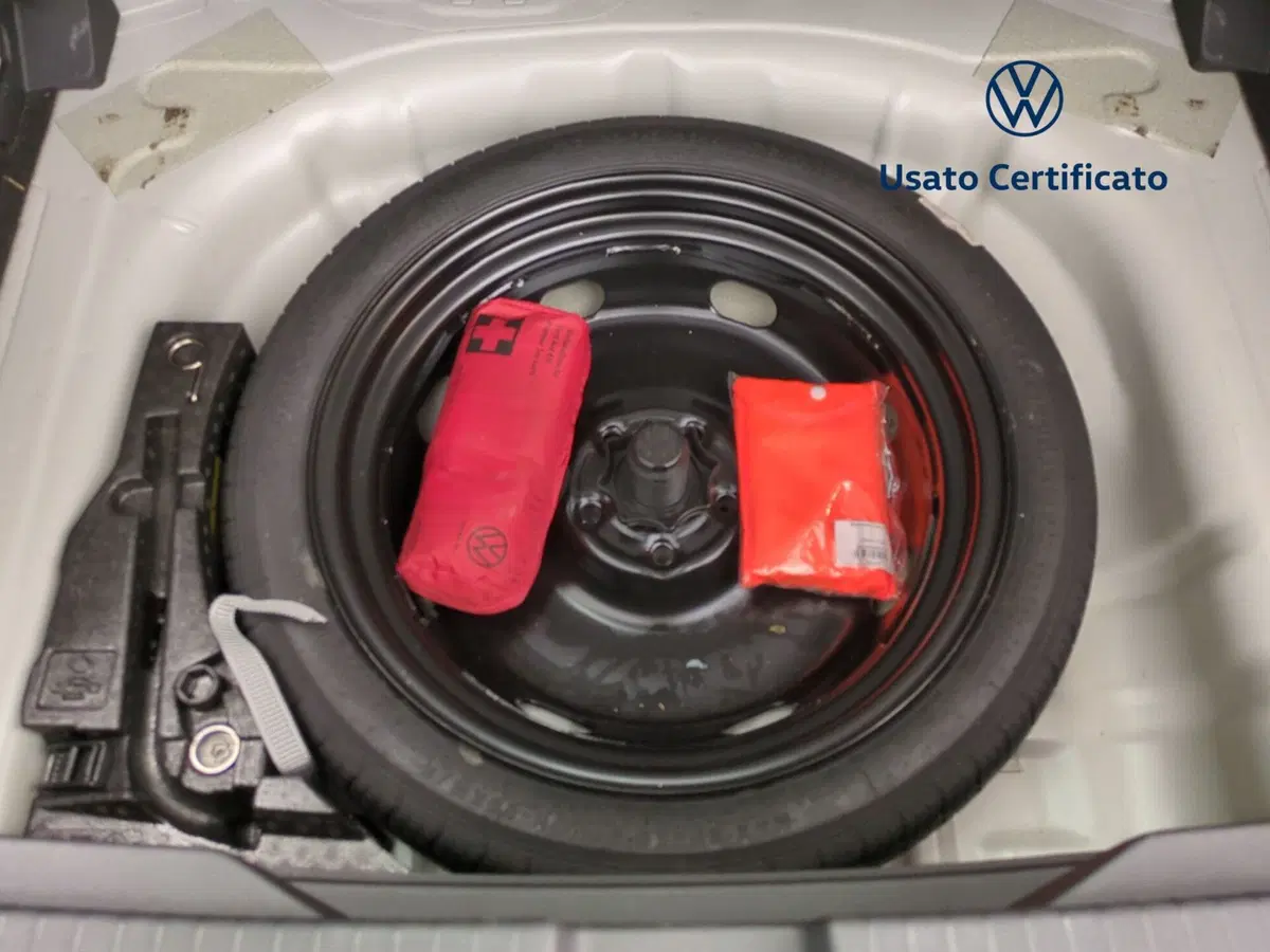 Volkswagen T-Roc usata a Avellino (16)