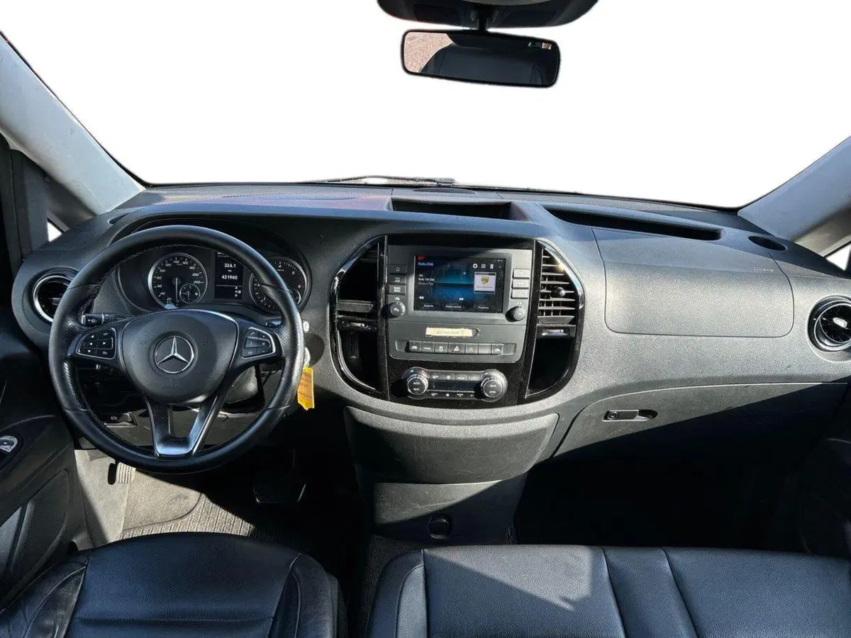 Mercedes-Benz Vito usata a Milano (9)