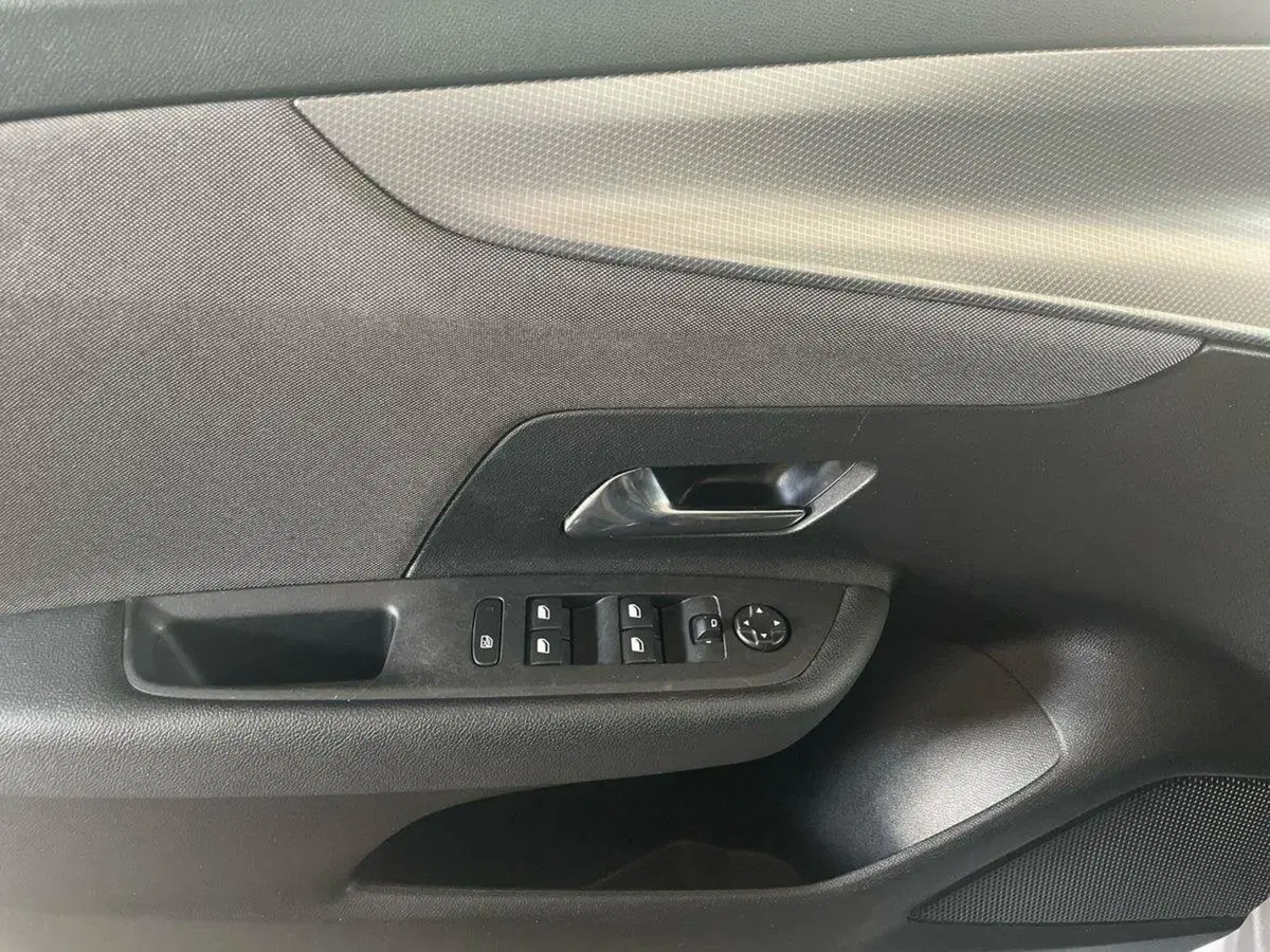 Opel Mokka usata a Salerno (13)