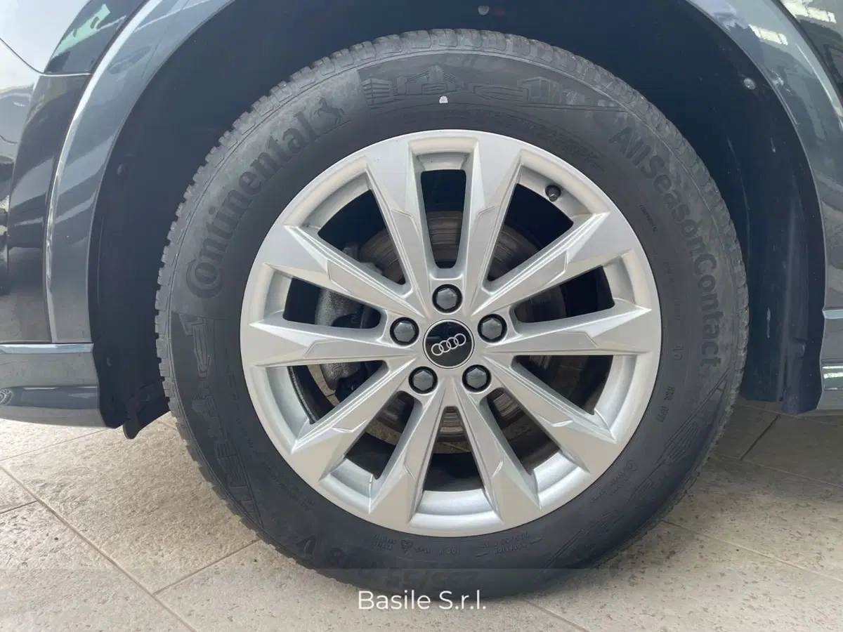 Audi Q3 Sportback usata a Taranto (10)