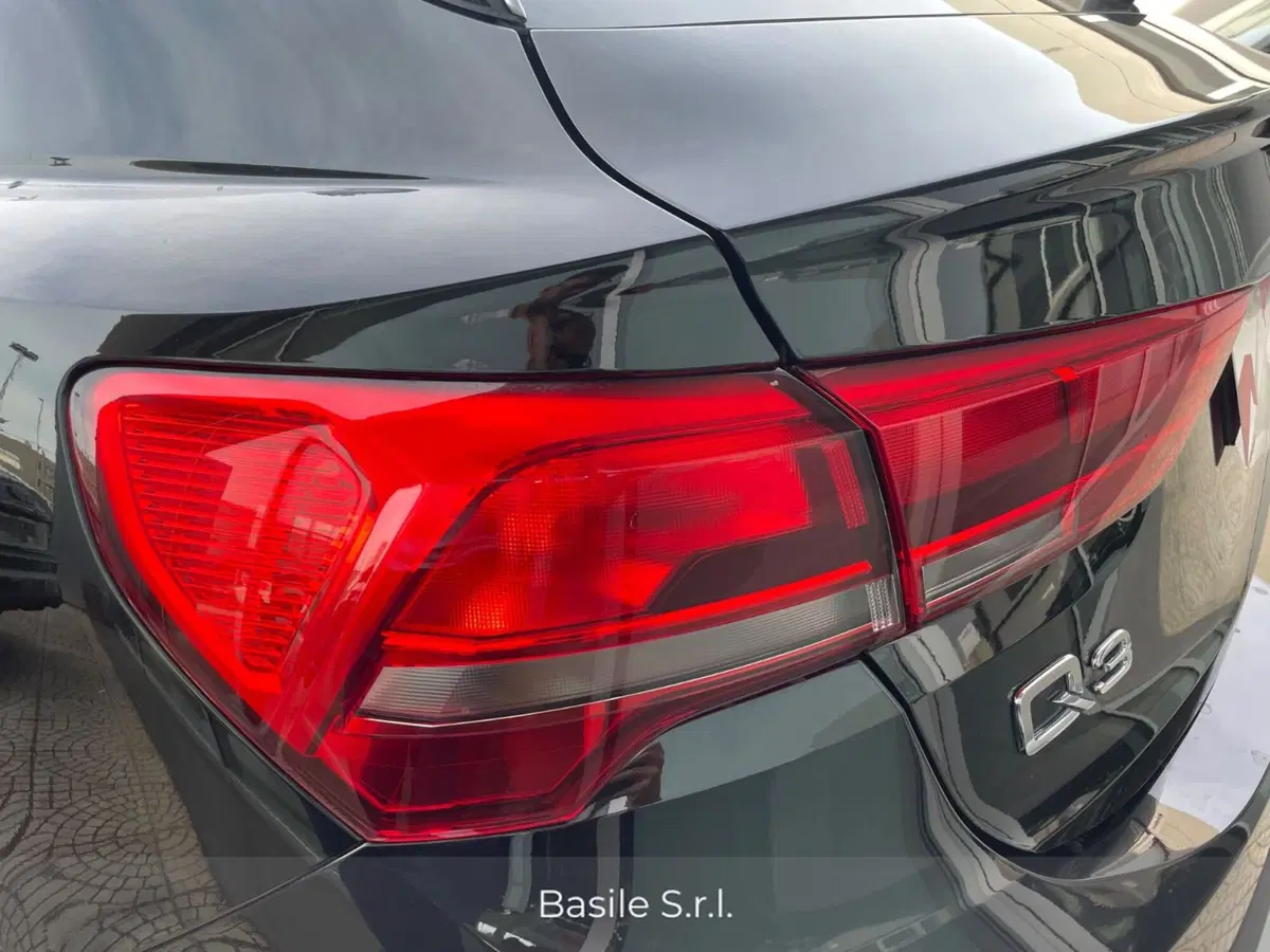 Audi Q3 Sportback usata a Taranto (4)