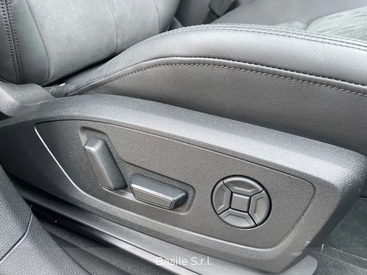 Audi Q3 Sportback usata a Taranto (8)