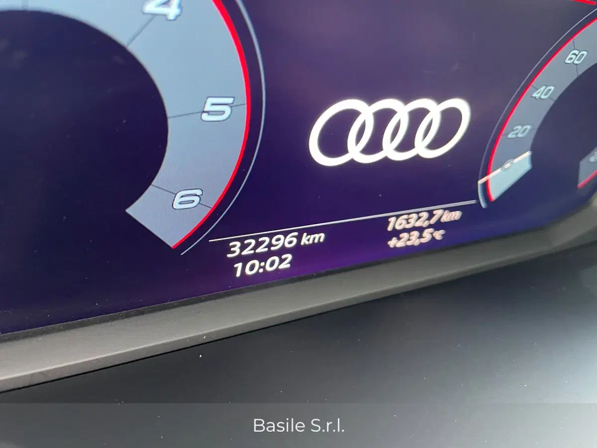 Audi Q3 Sportback usata a Taranto (9)