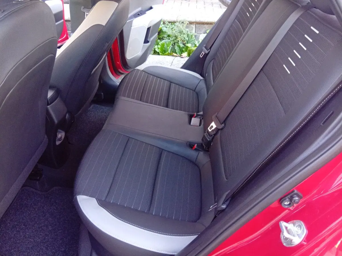 Kia Stonic usata a Brescia (9)