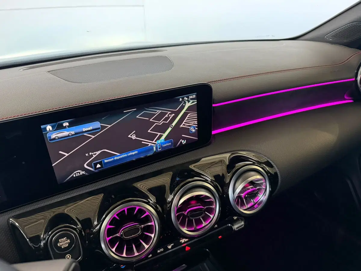 Mercedes-Benz CLA Shooting Brake usata a Monza e Brianza (14)