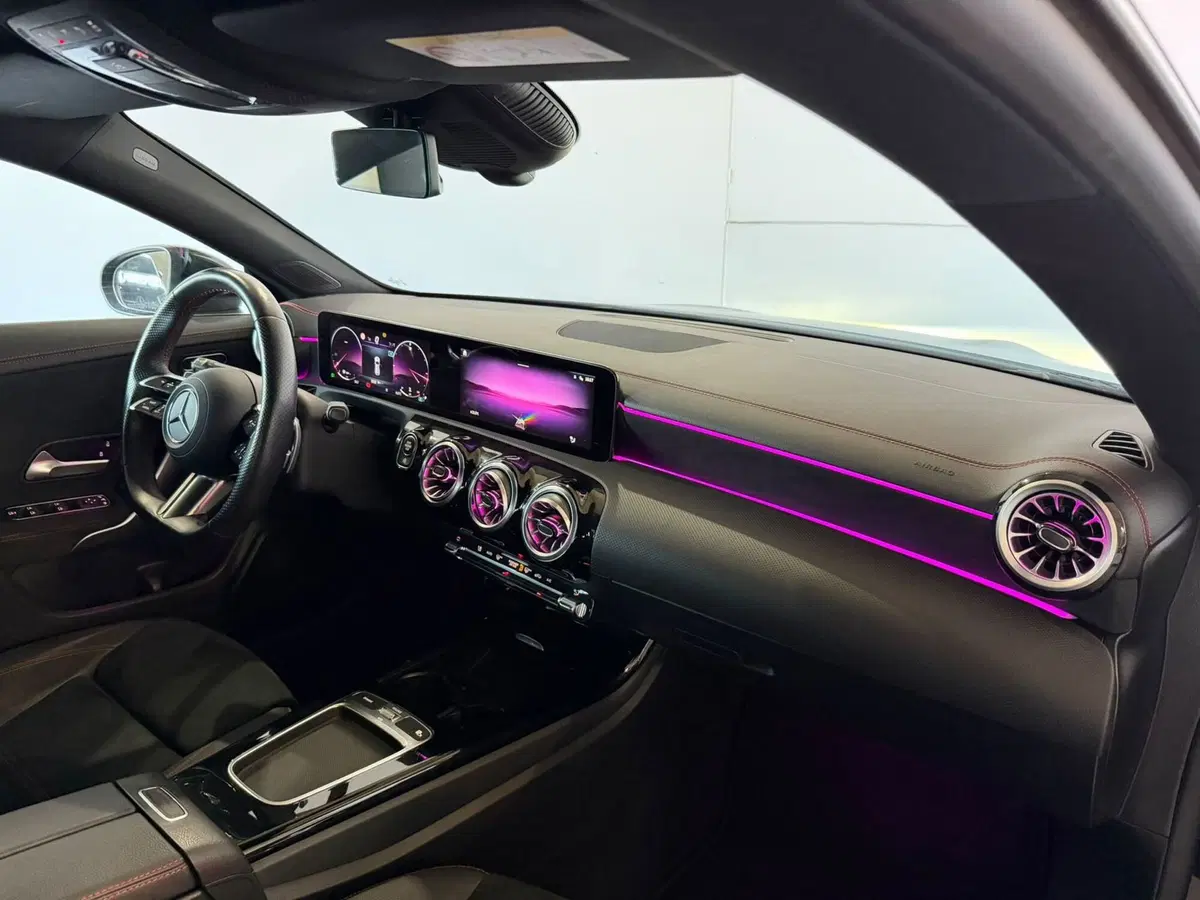 Mercedes-Benz CLA Shooting Brake usata a Monza e Brianza (17)