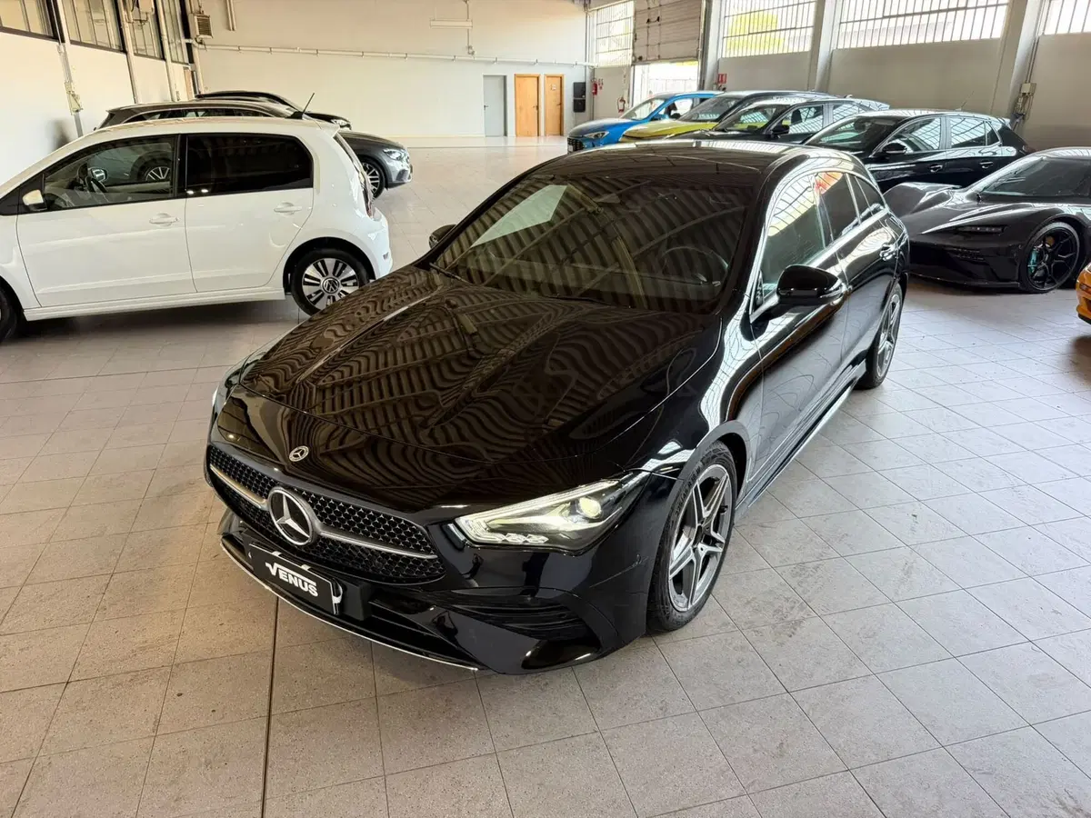 Mercedes-Benz CLA Shooting Brake usata a Monza e Brianza (3)