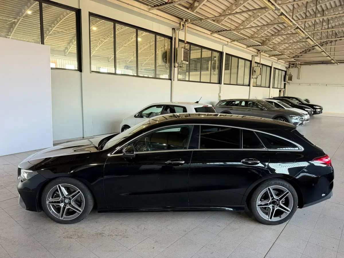 Mercedes-Benz CLA Shooting Brake usata a Monza e Brianza (4)