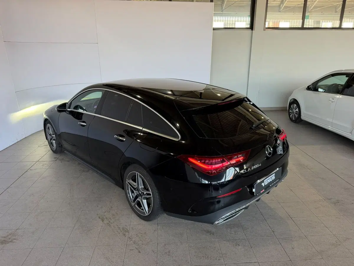 Mercedes-Benz CLA Shooting Brake usata a Monza e Brianza (5)