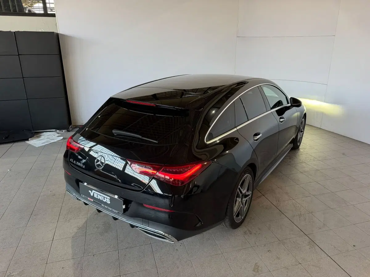 Mercedes-Benz CLA Shooting Brake usata a Monza e Brianza (7)