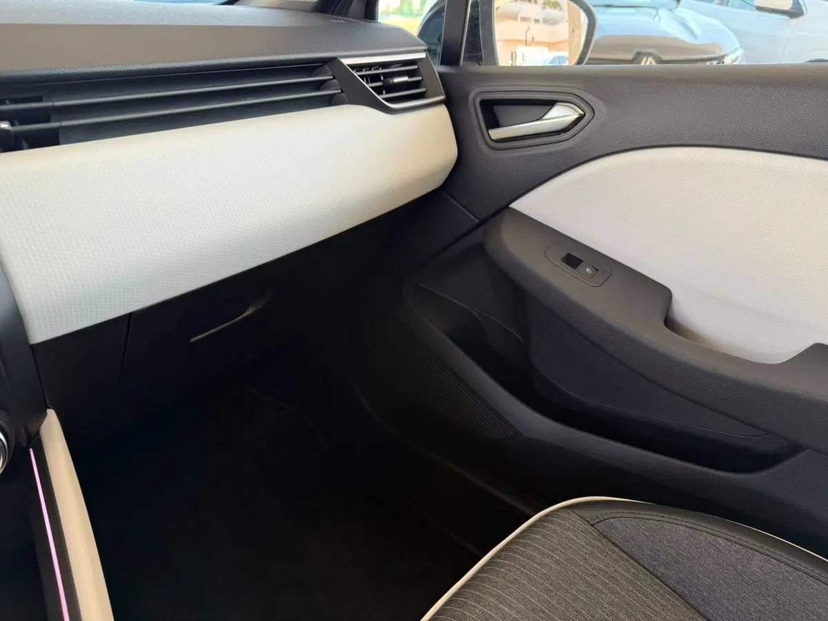 Renault Clio usata a Brescia (17)
