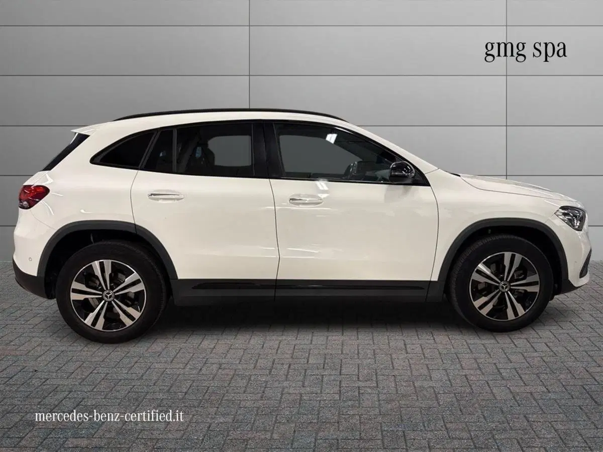Mercedes-Benz GLA SUV usata a Firenze (5)