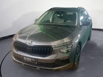 Skoda Kamiq 1.0 tsi Black Dots 115cv dsg del 2025 usata a Catanzaro