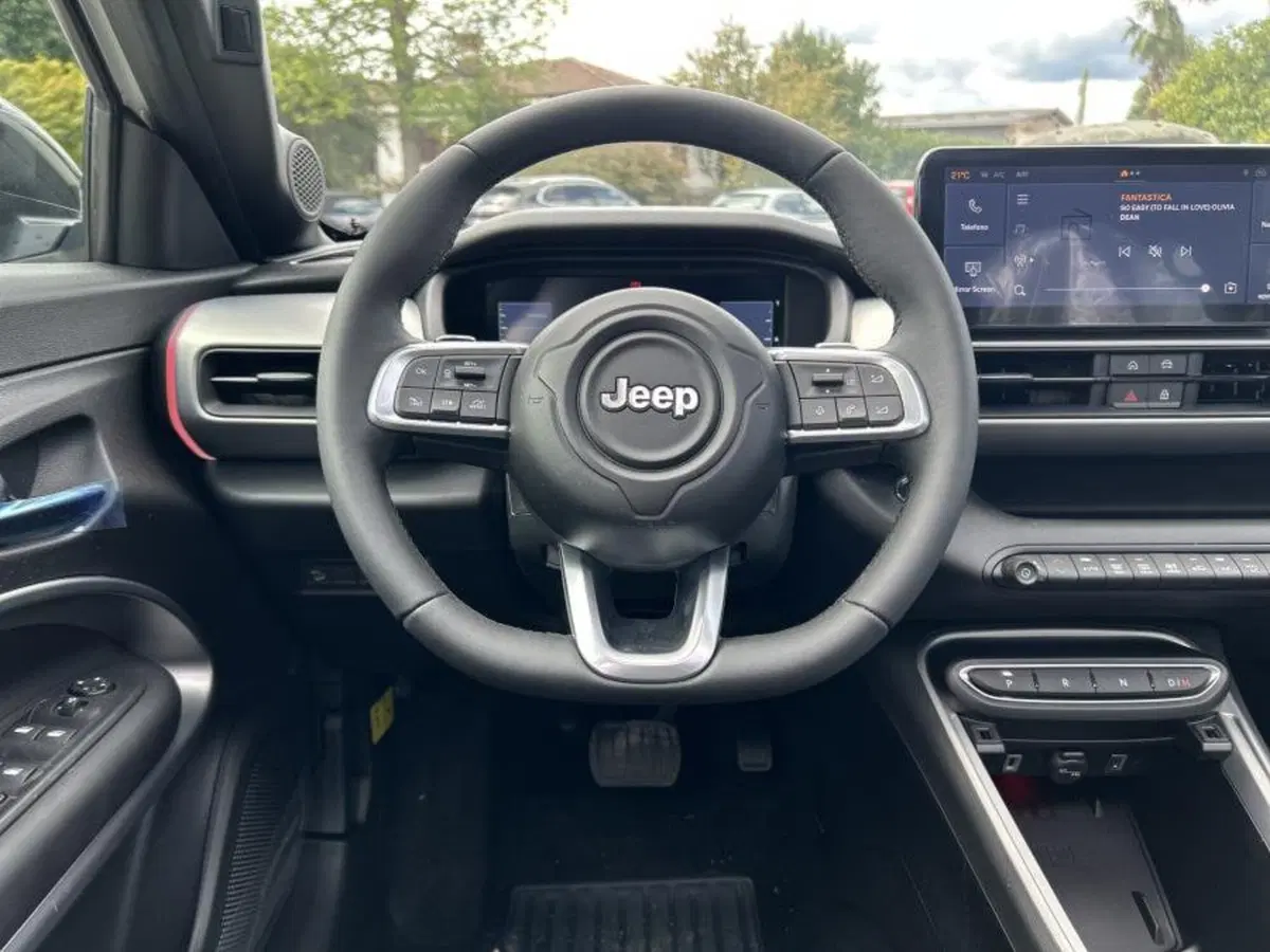 Jeep Avenger nuova a Cuneo (12)