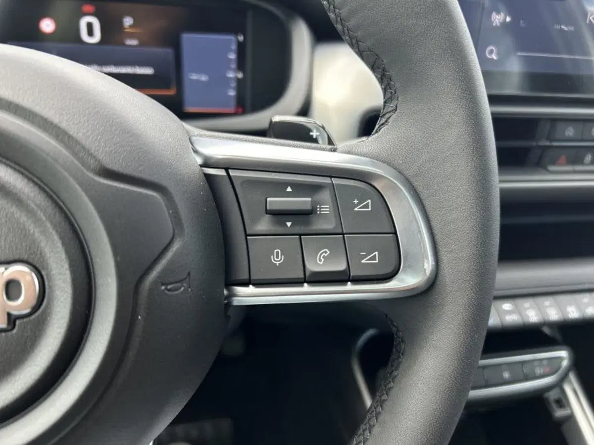 Jeep Avenger nuova a Cuneo (18)