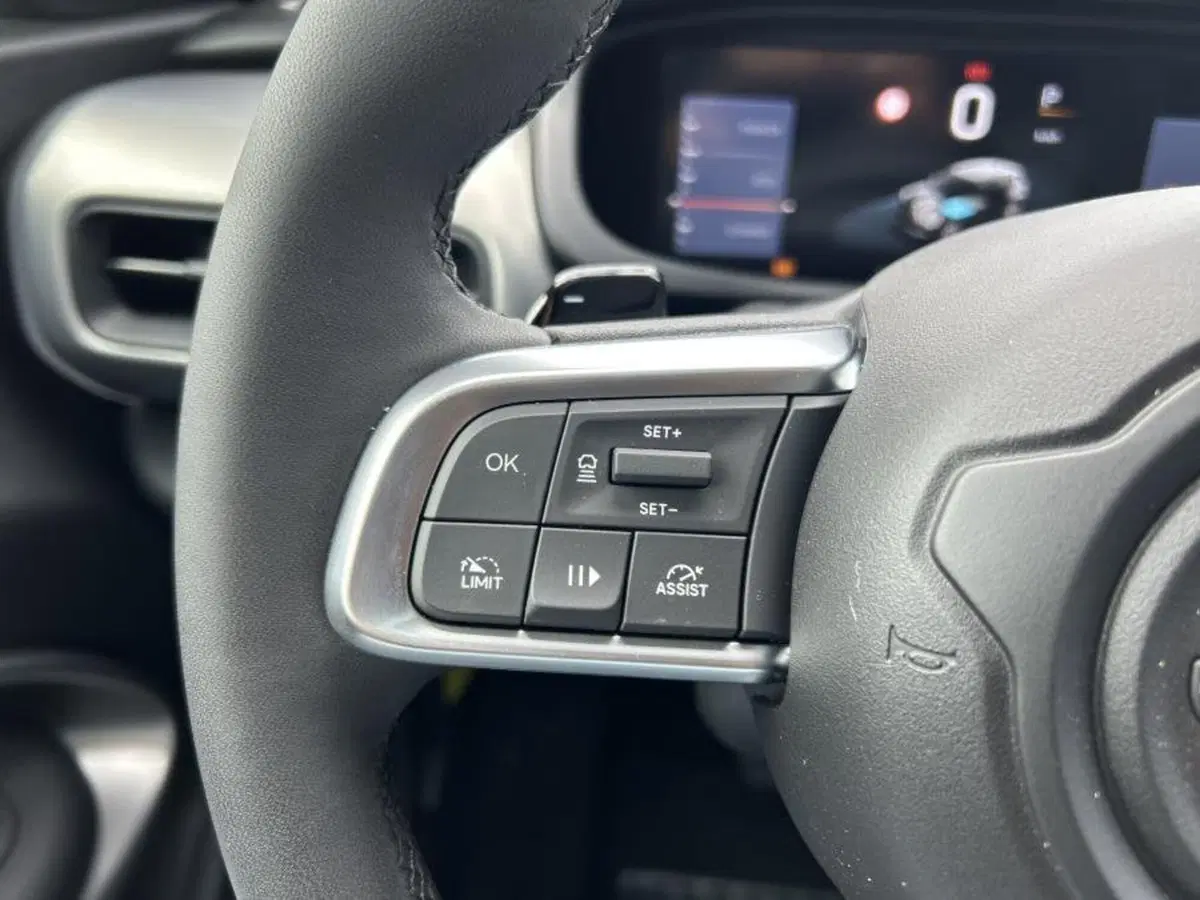 Jeep Avenger nuova a Cuneo (19)