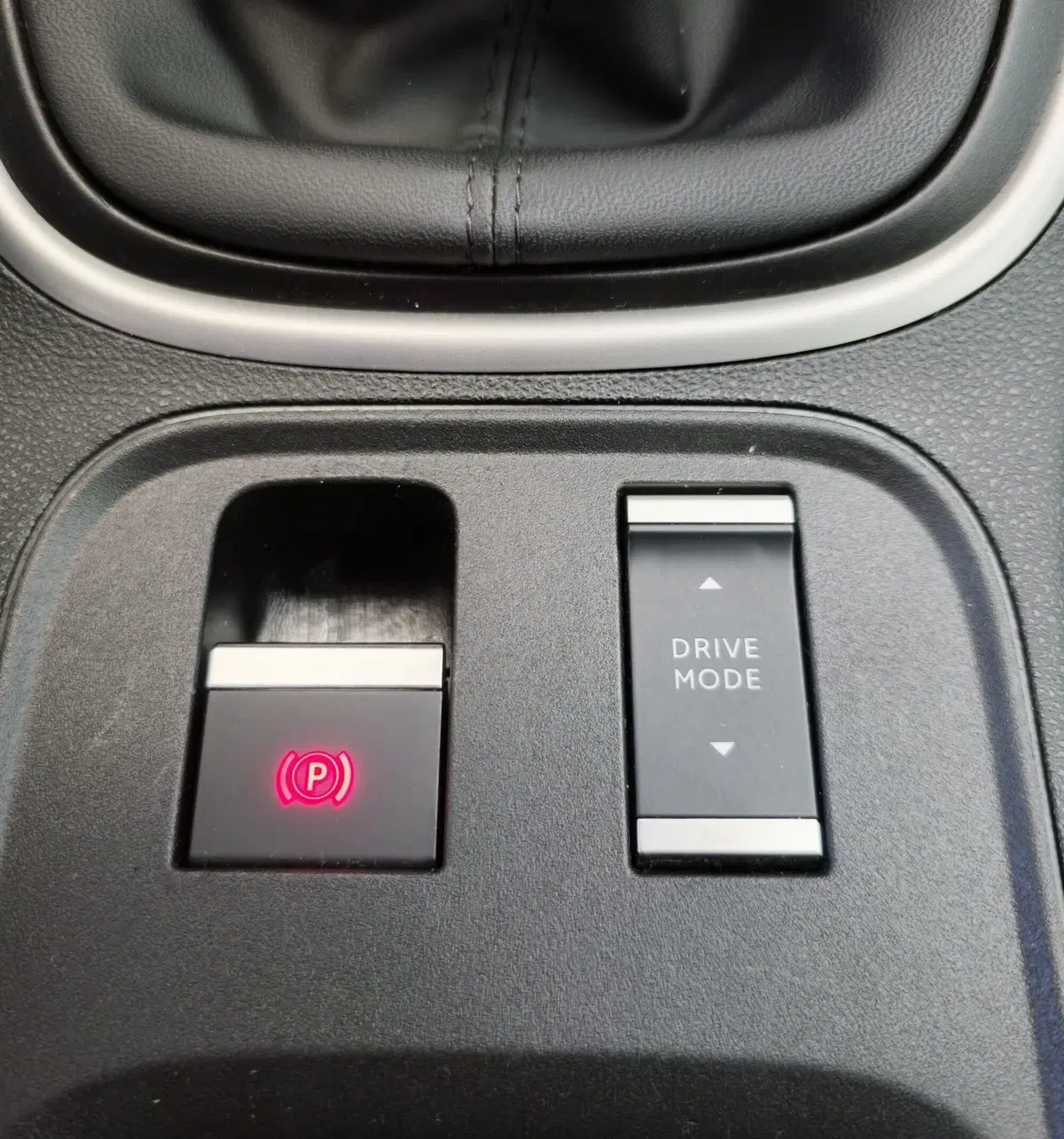 Jeep Avenger usata a Firenze (16)
