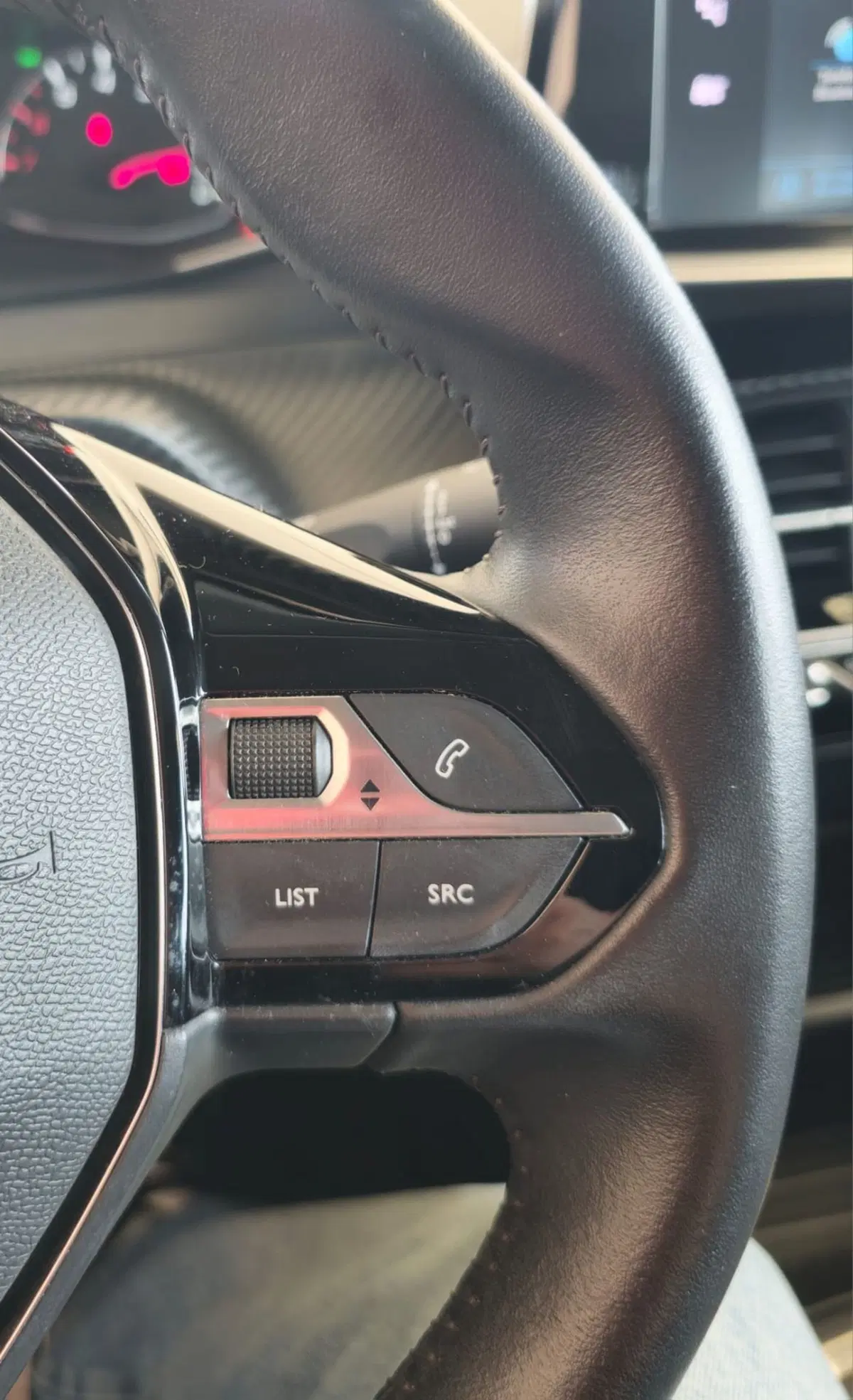 Peugeot 208 usata a Firenze (10)
