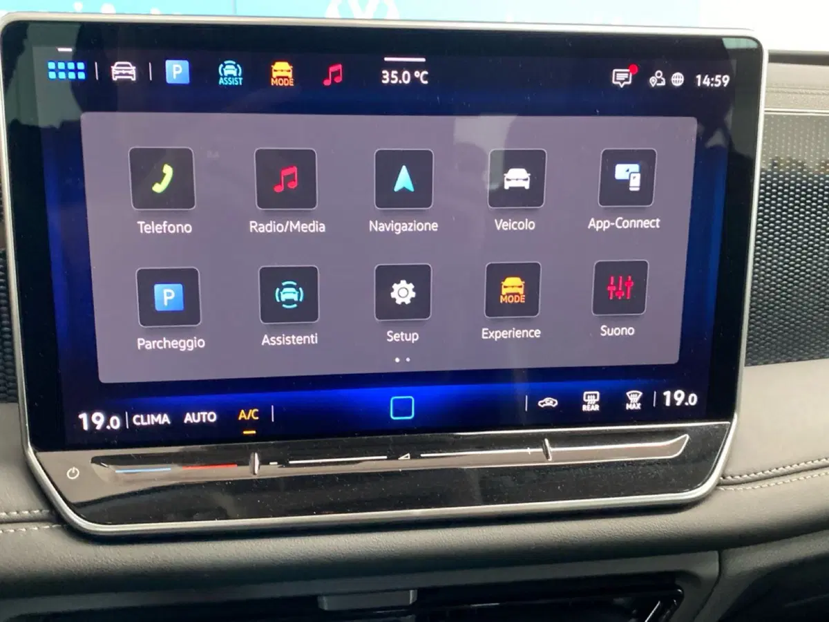 Volkswagen Tiguan usata a Lodi (12)
