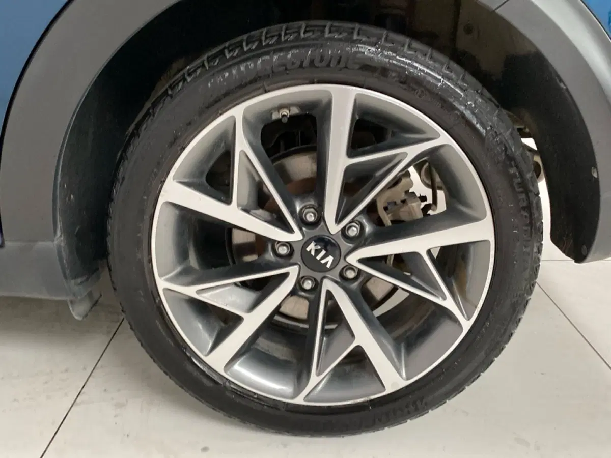 Kia Niro usata a Lodi (10)