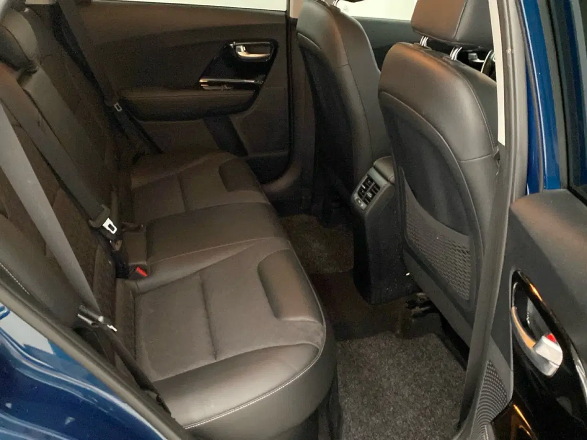 Kia Niro usata a Lodi (7)